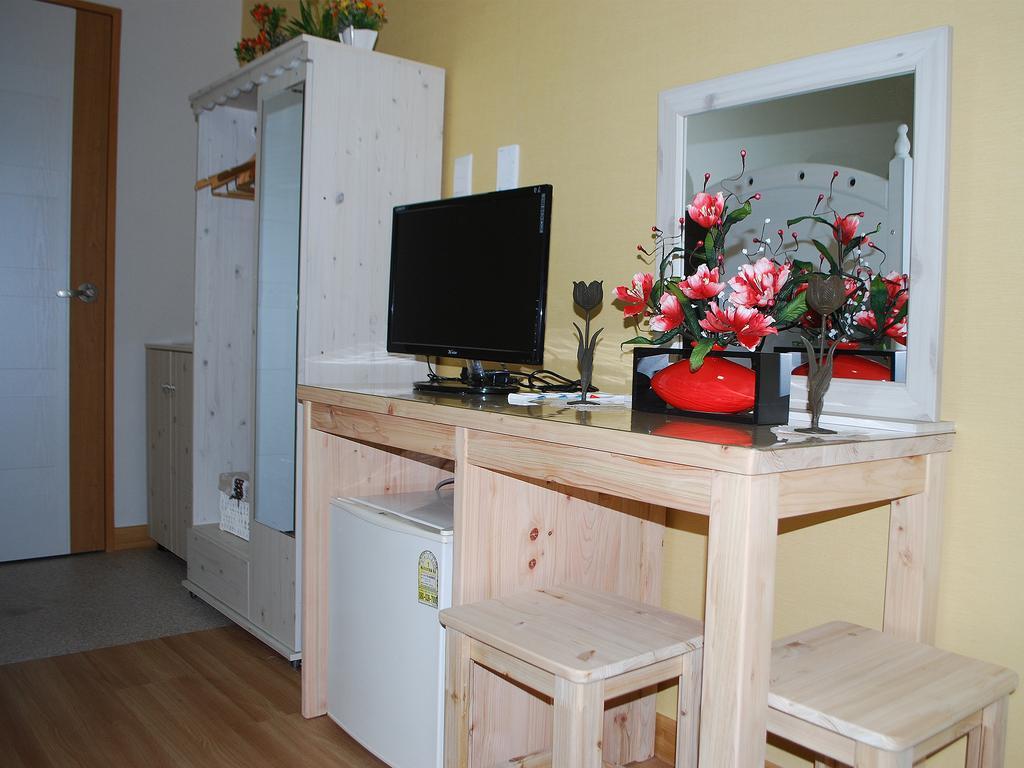 Mago Guesthouse Сеул Стая снимка