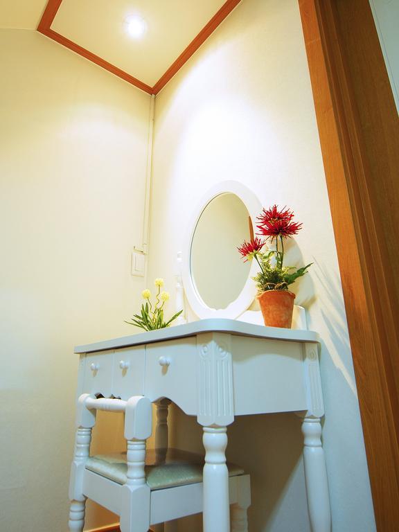 Mago Guesthouse Сеул Стая снимка