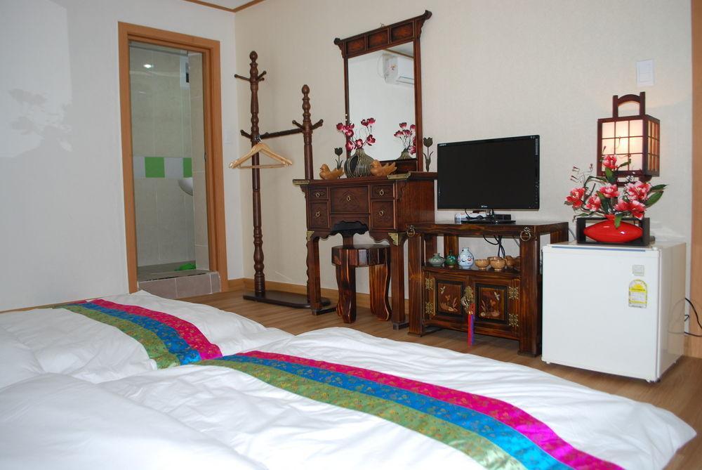 Mago Guesthouse Сеул Екстериор снимка