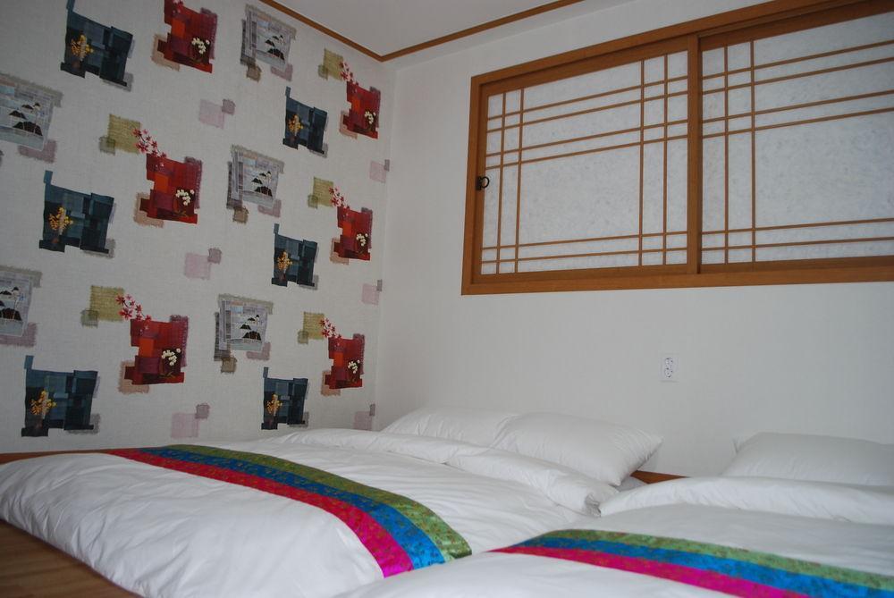 Mago Guesthouse Сеул Екстериор снимка
