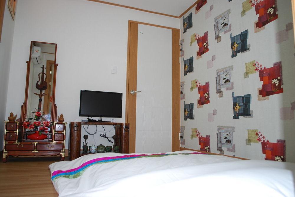 Mago Guesthouse Сеул Екстериор снимка